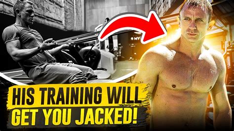Daniel Craig's Secret To Getting Ripped For James Bond! l.
